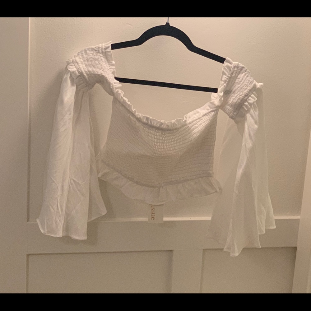 NWT white bell sleeve crop top